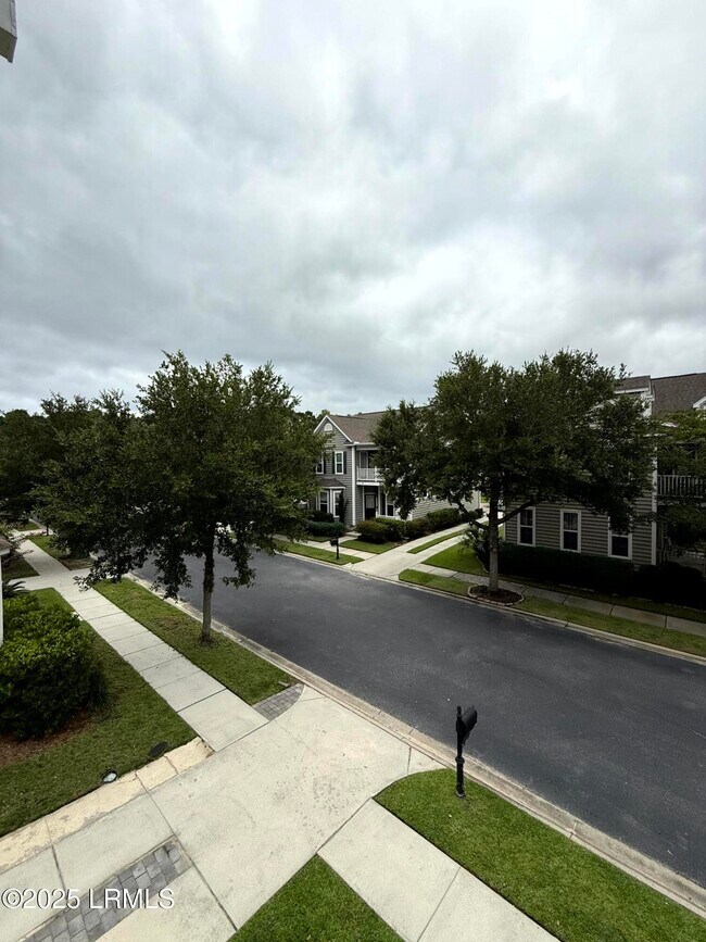 Building Photo - 17 Riversbridge Ct