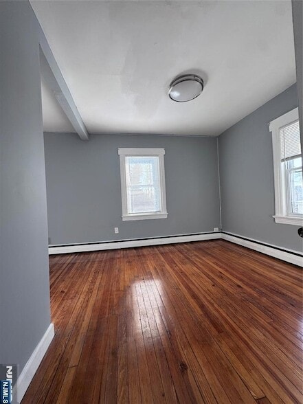 Building Photo - 1624 Teaneck Rd