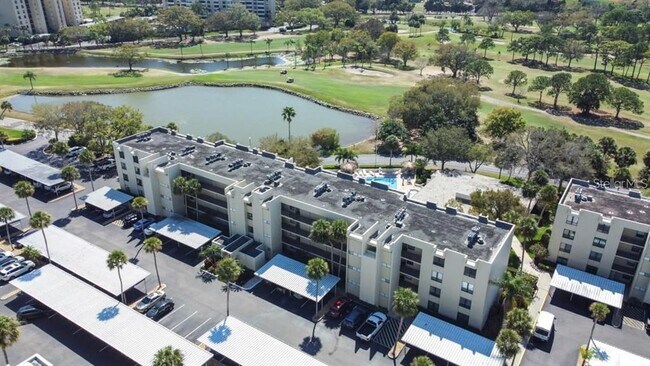 Building Photo - 2615 Cove Cay Dr