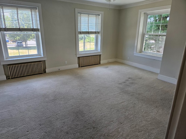 Building Photo - 4211 Lincoln Hwy