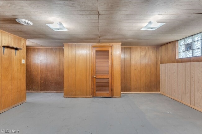Building Photo - 3407 W 91st St