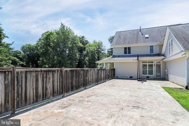 Building Photo - 710 Parrish Farm Ln