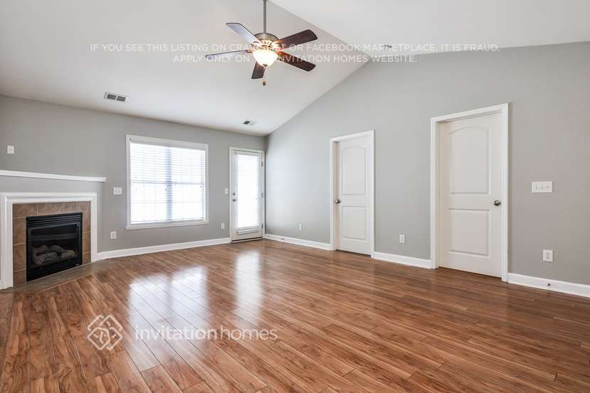 Building Photo - 5623 Roundup Cir