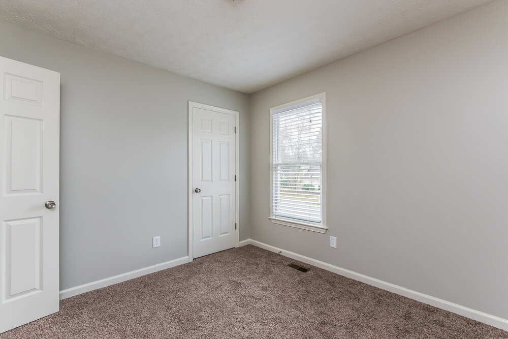Building Photo - 157 Aztec Way SE