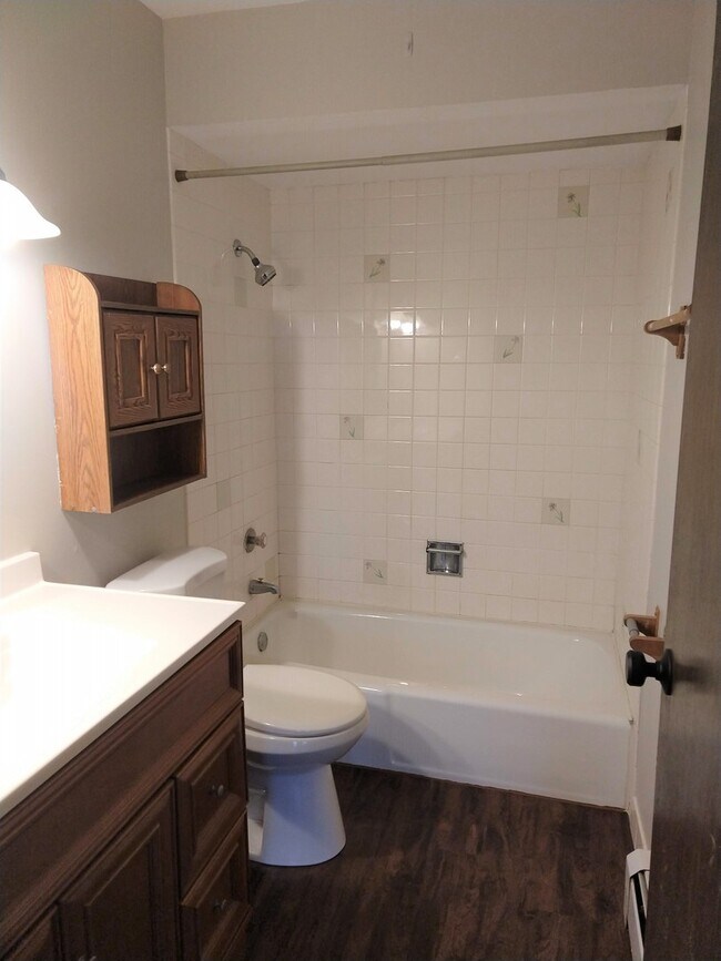 Building Photo - 12645 S Alpine Dr