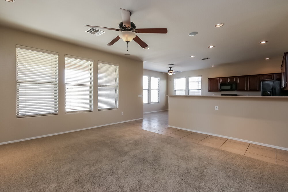 Building Photo - 6890 S Pearl Dr