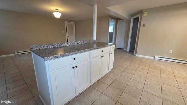 Building Photo - 4400 4th St