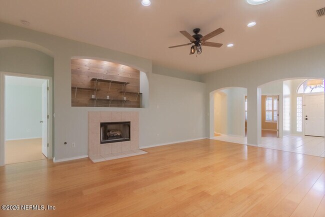 Building Photo - 13966 Sandhill Crane Dr S
