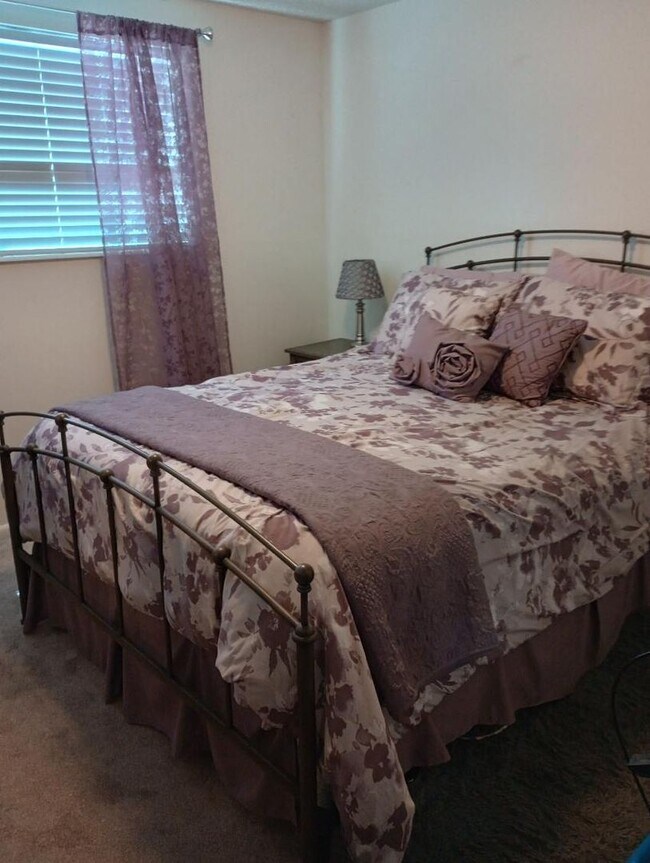 Building Photo - Cozy 2 Bedroom in Downtown Provo