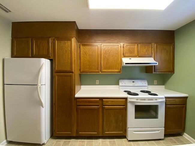 Building Photo - 4001 Whirlaway Ct