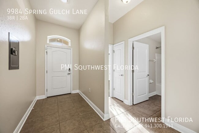 Building Photo - 9984 Spring Gulch Ln