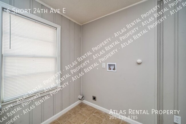 Building Photo - 6 E Short 24th Ave