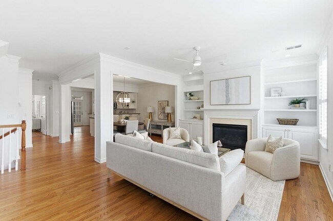 Building Photo - 124 Palm Cove Way