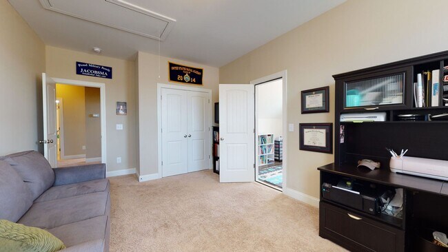 Building Photo - Holly Ridge 4 Bedroom