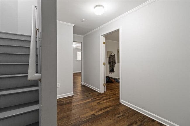 Building Photo - 1150 Emperor Ln