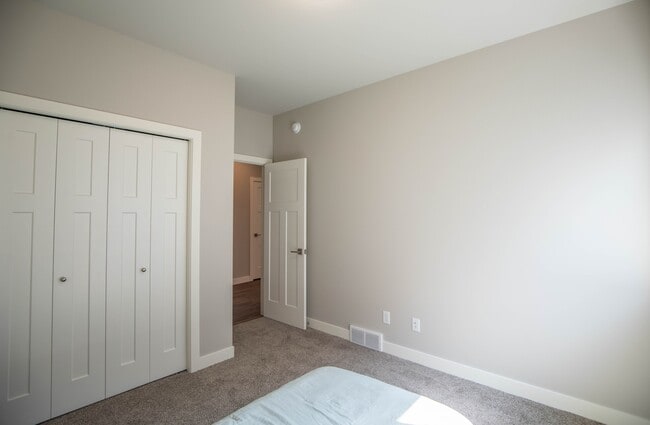 Building Photo - 7038 67th St S
