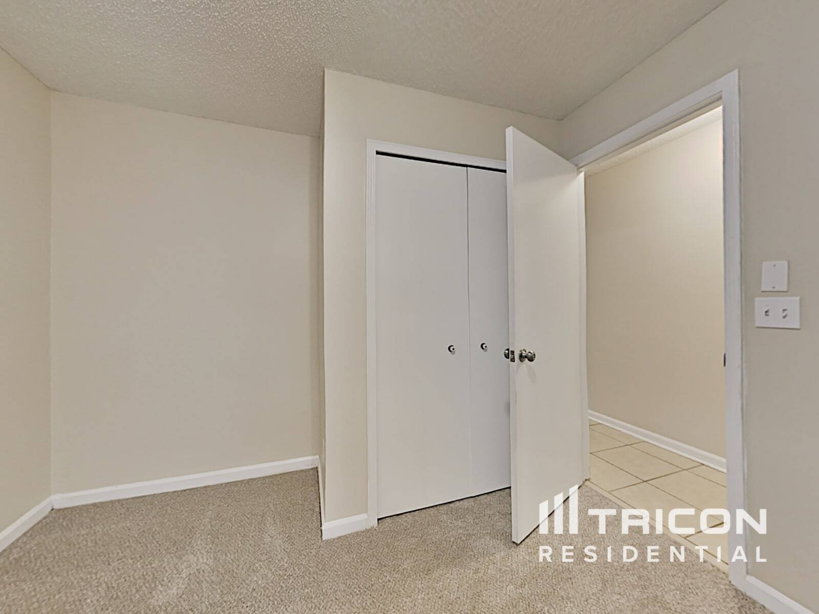 Building Photo - 1293 Munson Cove Dr