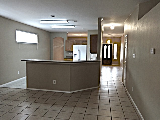 Building Photo - 12840 Chittamwood Trl