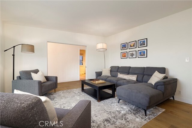 Building Photo - 3323 Ione Dr