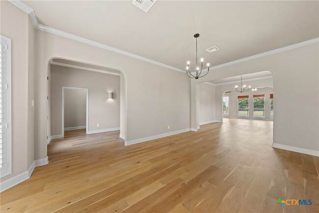 Building Photo - 4512 Sunflower Ln