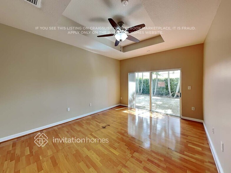 Building Photo - 14323 SW 156th Ave
