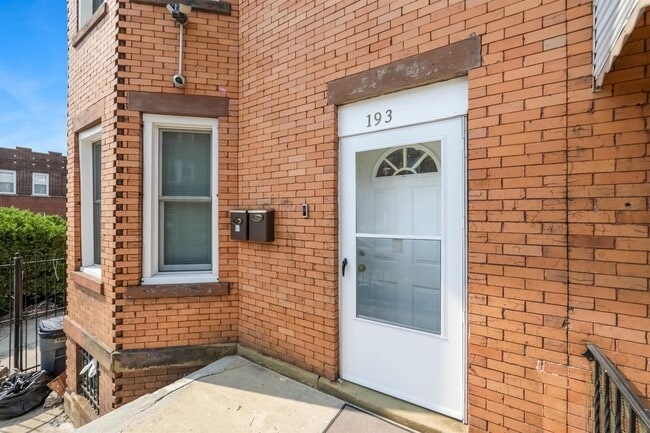 Building Photo - 193 Armstrong Ave