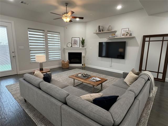 Building Photo - 4721 Cash Dr