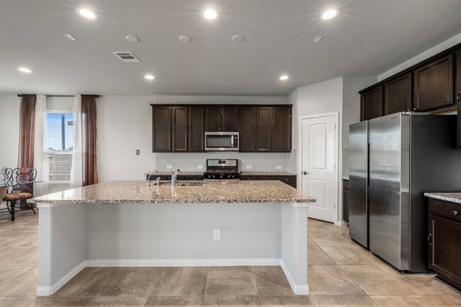 Building Photo - 3506 Lake Bella Megan Dr