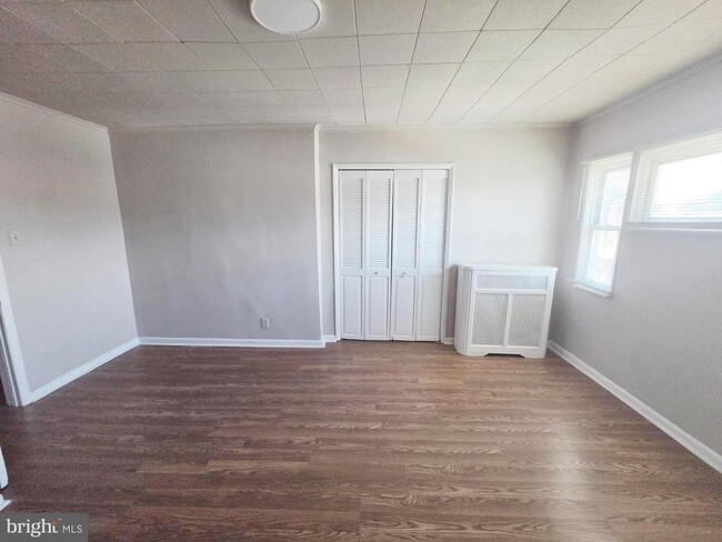Building Photo - 1461 Lardner St