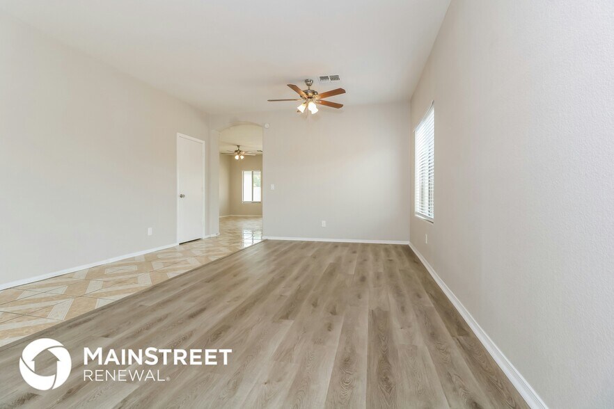 Building Photo - 2624 N 63rd Ave
