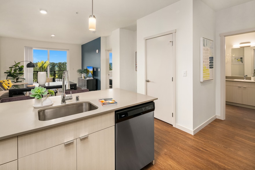 The Bond 6180 E Lake Sammamish Pky NE Redmond WA 98052 Apartment Finder