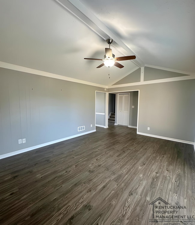 Building Photo - 3BR/2BA Home For Rent in Jtown!