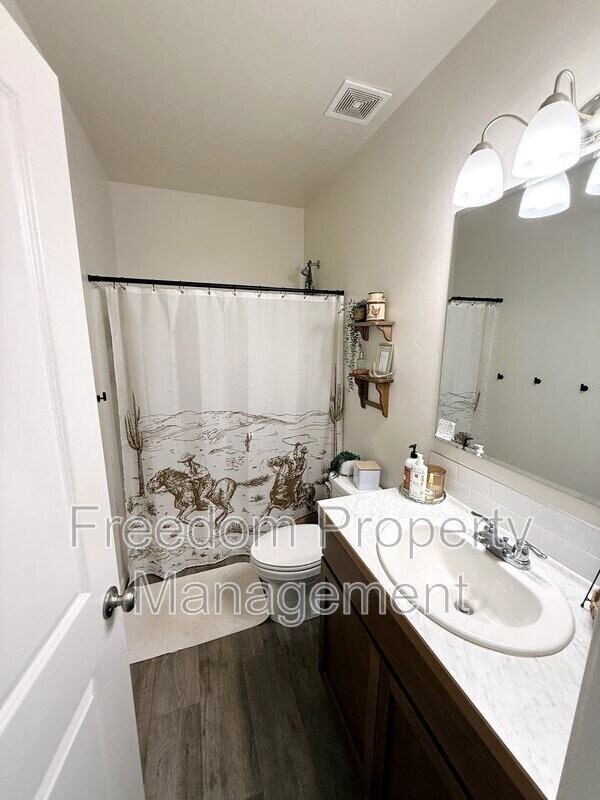 Building Photo - 4311 Durban Ct