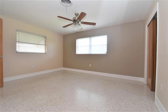Building Photo - 6611 Colonial Dr