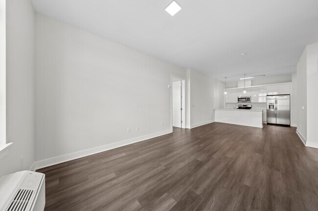 Building Photo - 121 34th St