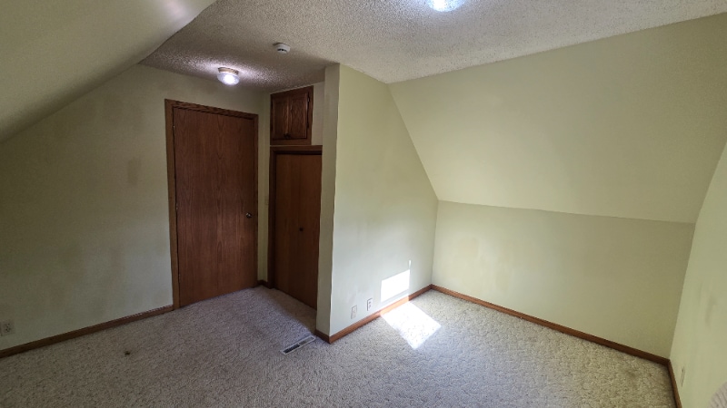 Building Photo - 336 2nd Ave S