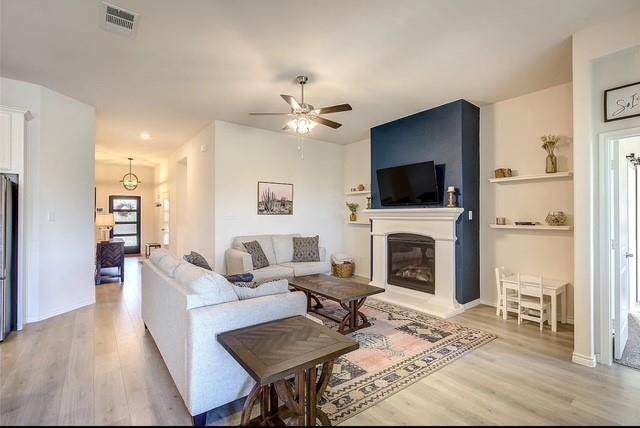 Building Photo - 4055 Ellinger Dr