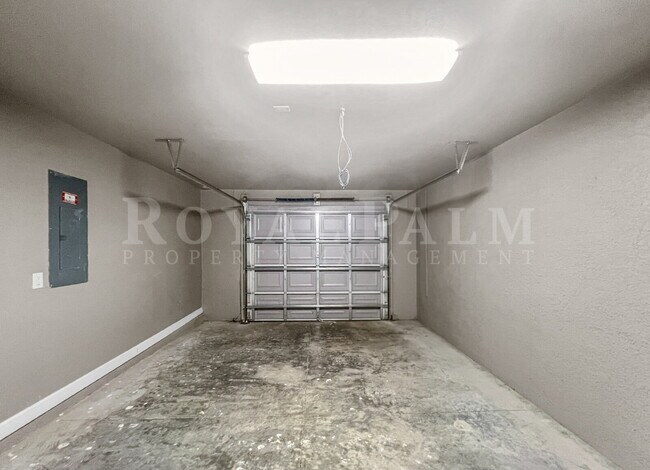 Building Photo - Spacious 3BR/2BA Duplex in Lehigh Acres & $500 Off Your First Month If You Apply by Aug 20th!