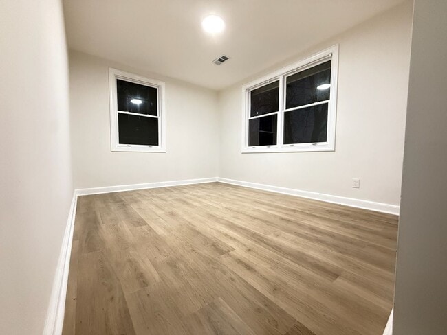 Building Photo - Fully Remodeled 3BR/2BA Home!