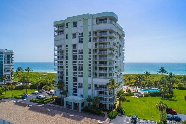 Building Photo - 2700 N Hwy A1A