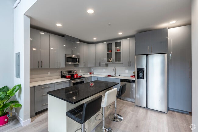 Unit 422: 1BR 1BA, Kitchen - The Meridian