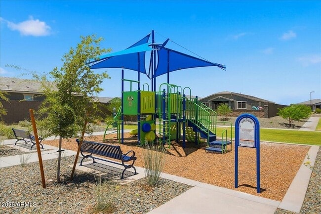 Building Photo - 15875 W Cottontail Ln