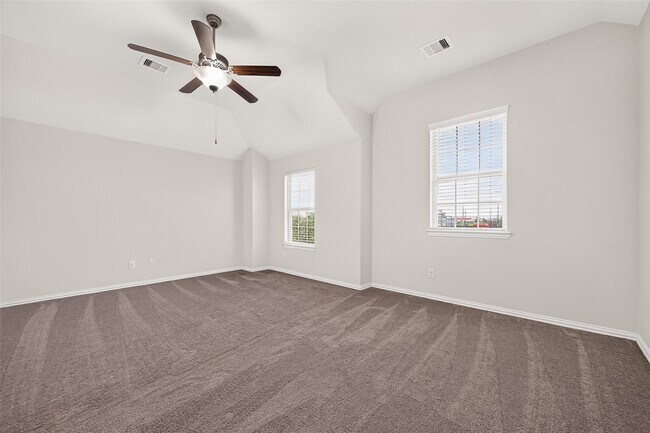 Building Photo - 20223 Highfield Park Dr