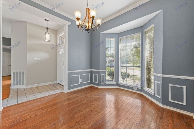 Building Photo - 8041 Flagstone St