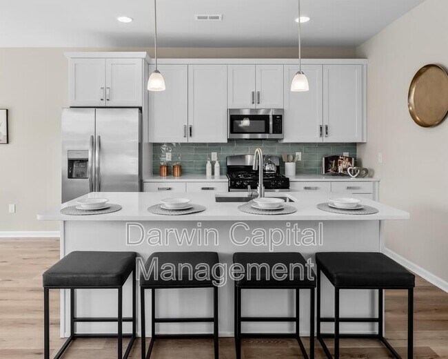 Building Photo - 996 Woodview Ct