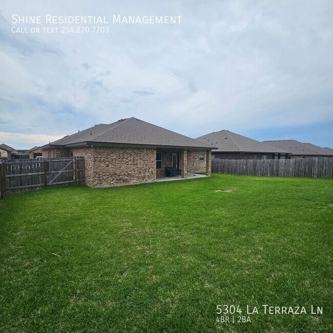 Building Photo - 5304 La Terraza Ln