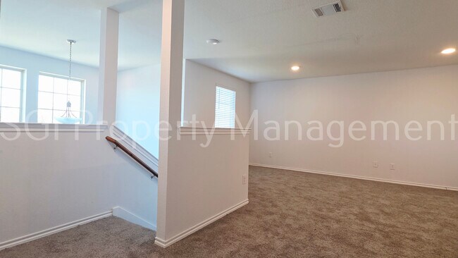 Building Photo - 1212 Bronze Ln