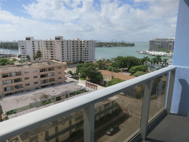 Building Photo - 401-469 69th St