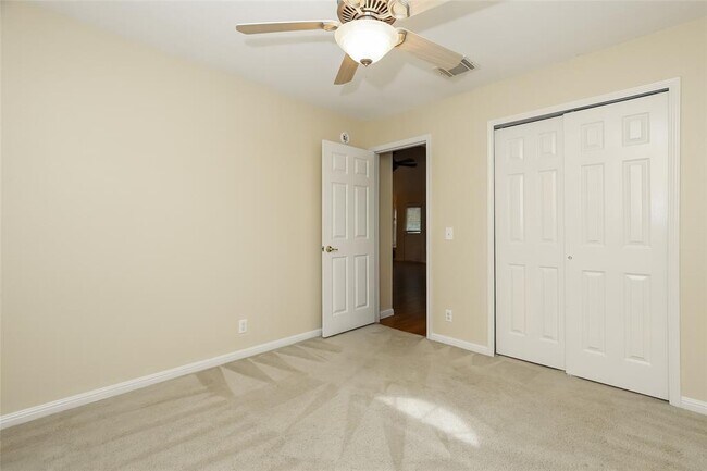 Building Photo - 1561 Kenneys Way