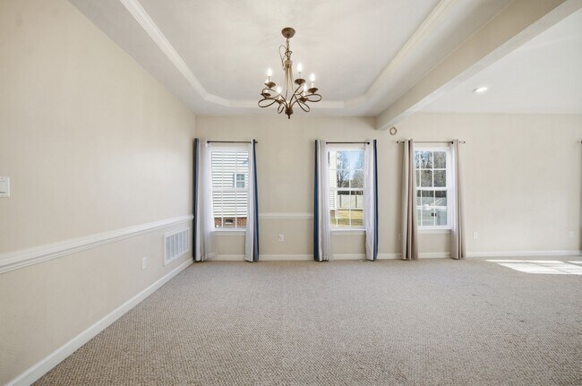 Building Photo - Quailshire Estates 4 Bed, 2.5 Bath Home in Chesapeake, VA